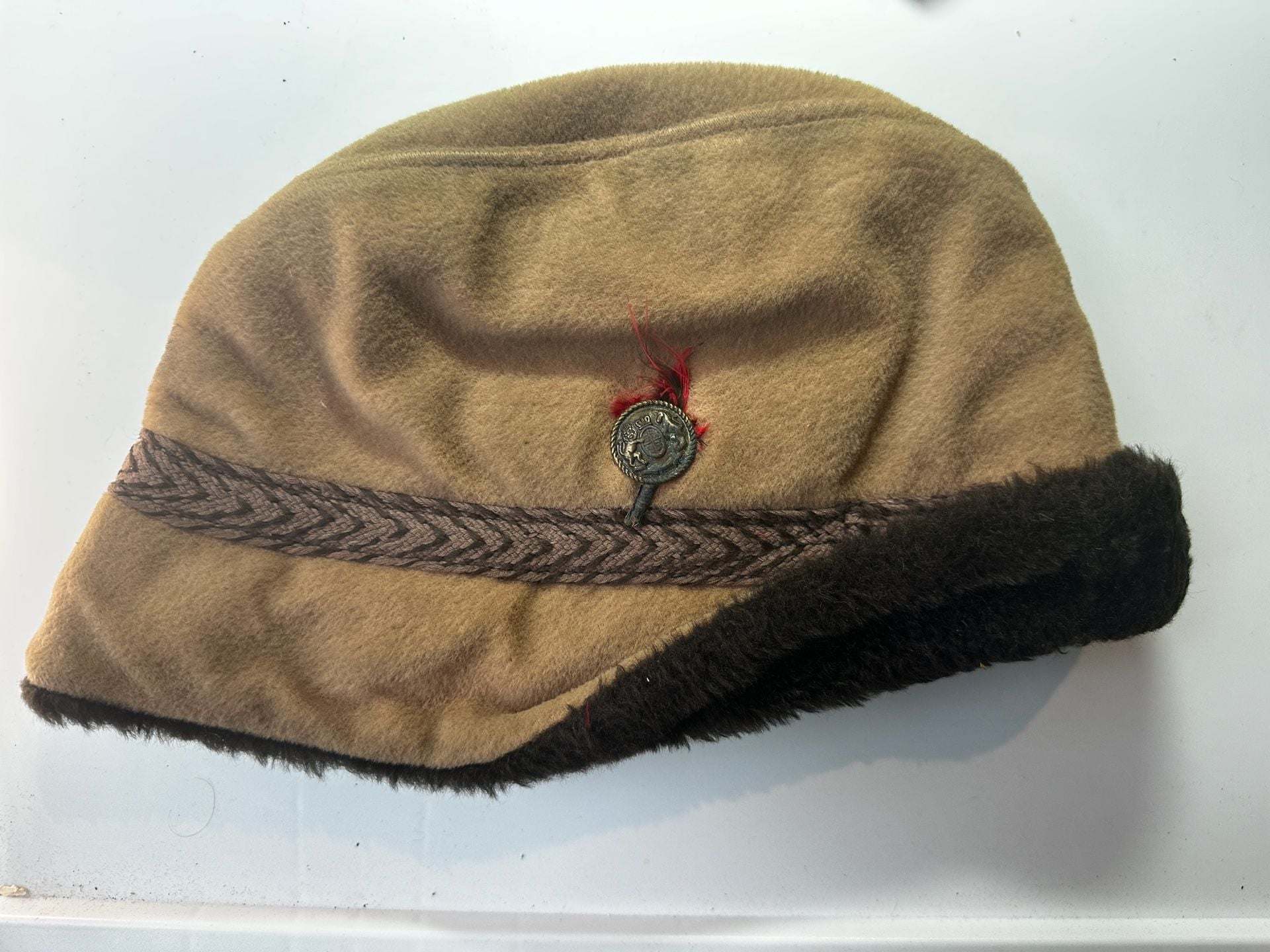 Vintage Bavarian Alpine Wool Felt Hat with Fur Trim and Crest Pin 2