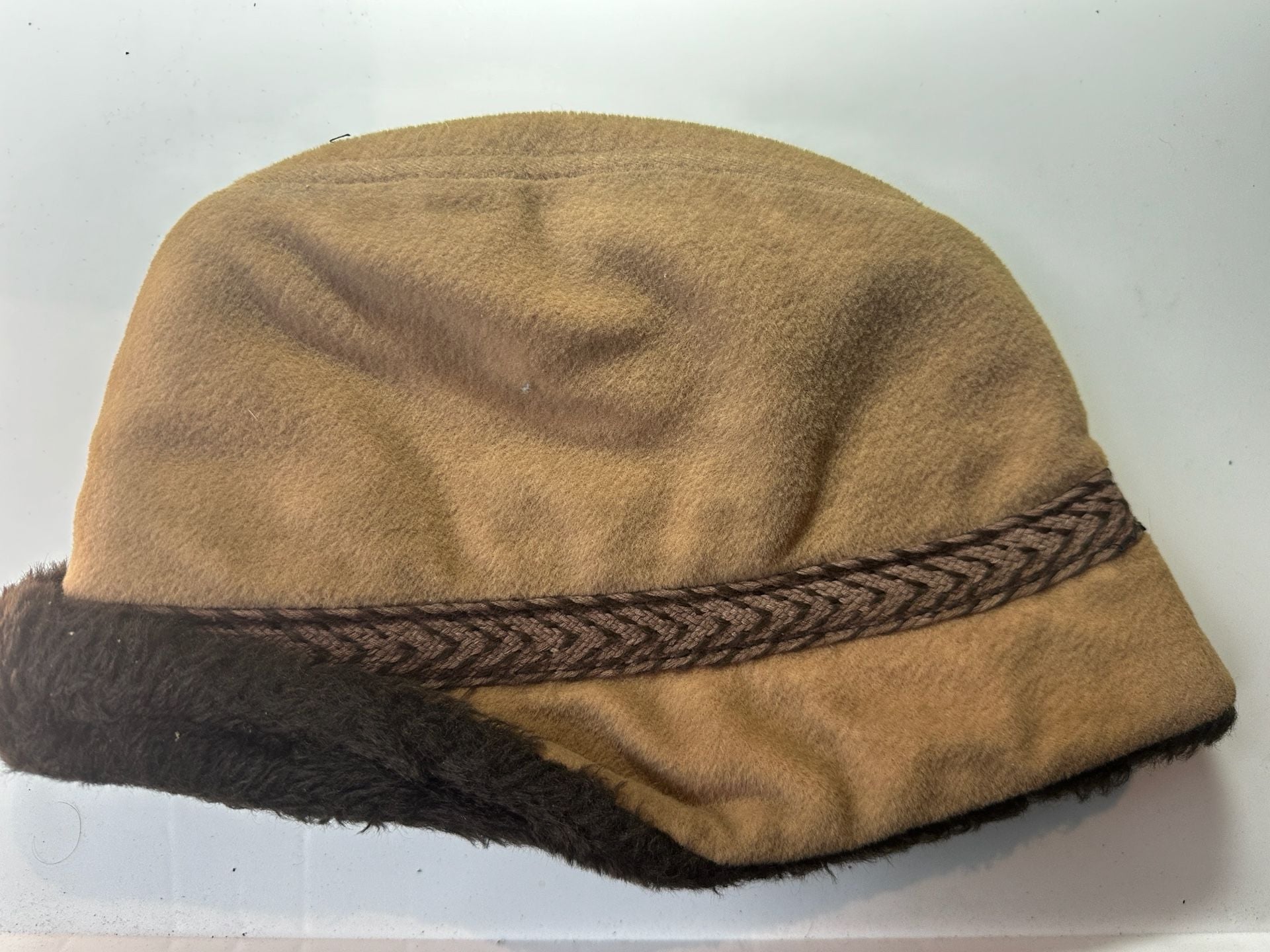 Vintage Bavarian Alpine Wool Felt Hat with Fur Trim and Crest Pin 3