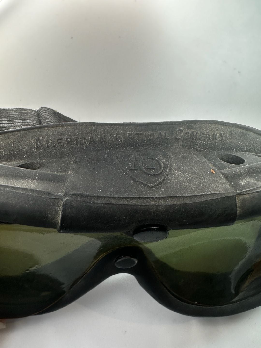 Vintage American Optical Company Polaroid Military Goggles 3