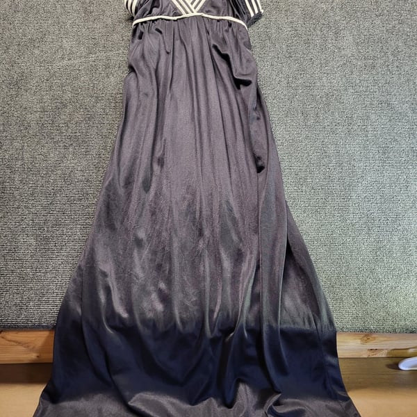 Vintage Undercover Wear Slinky Black Nightdress. Size Small