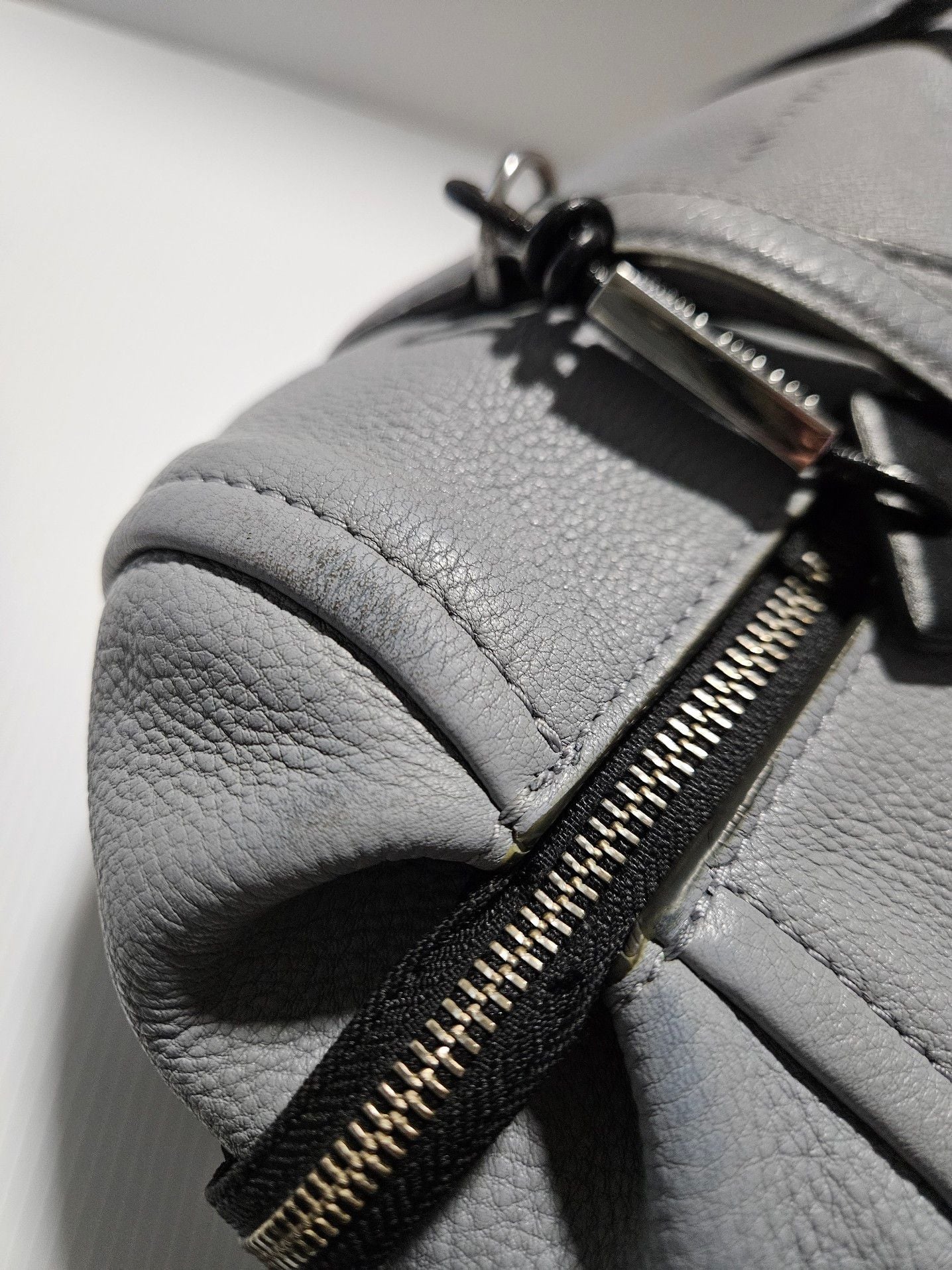 MARC JACOBS Leather Bowlet Shoulder Bag Gray Authentic Women's Handbag 11