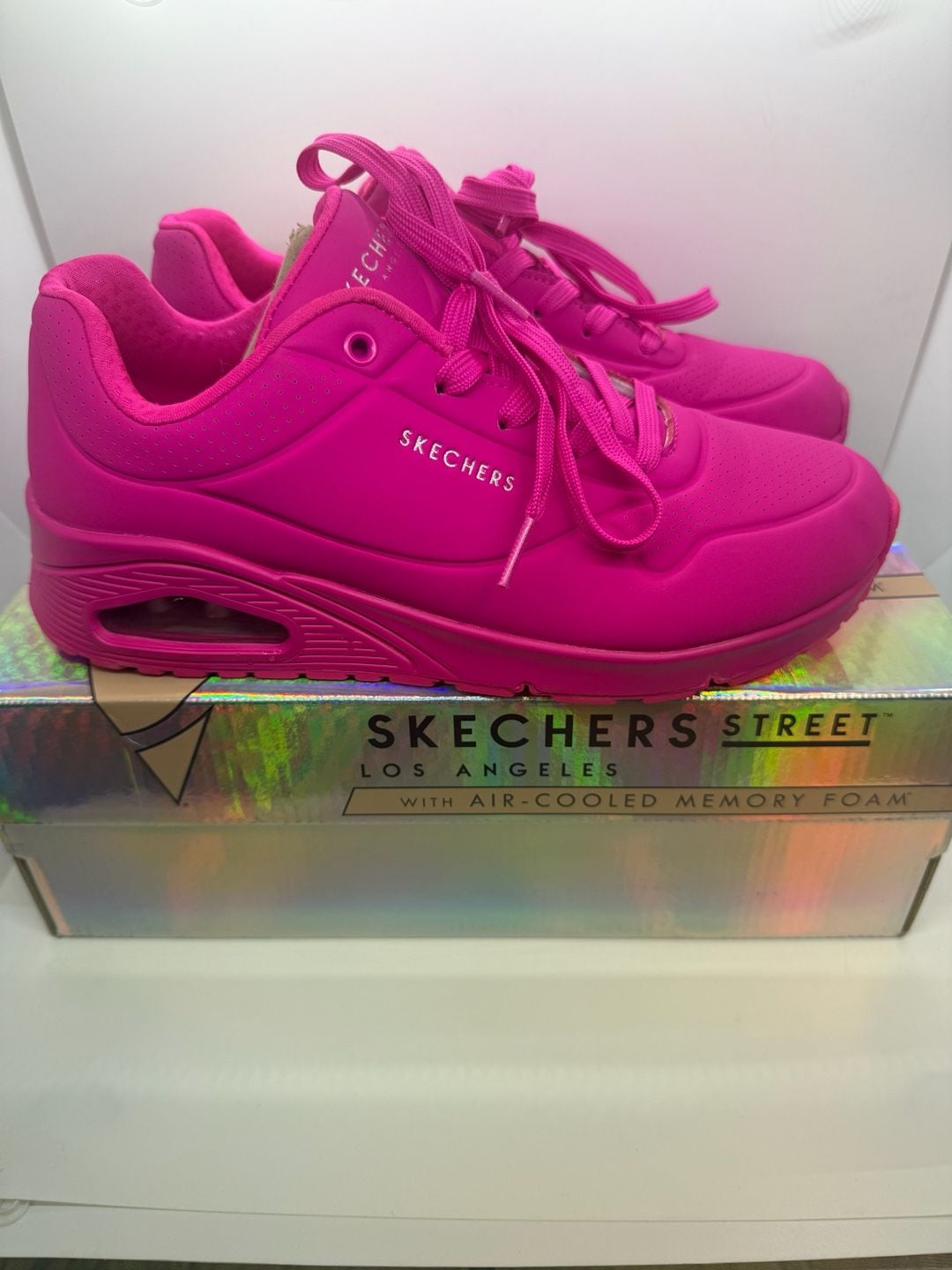 Skechers Women's Size 9 Uno Night Shades Air-Cooled Sneakers Hot Pink Wide Fit 3