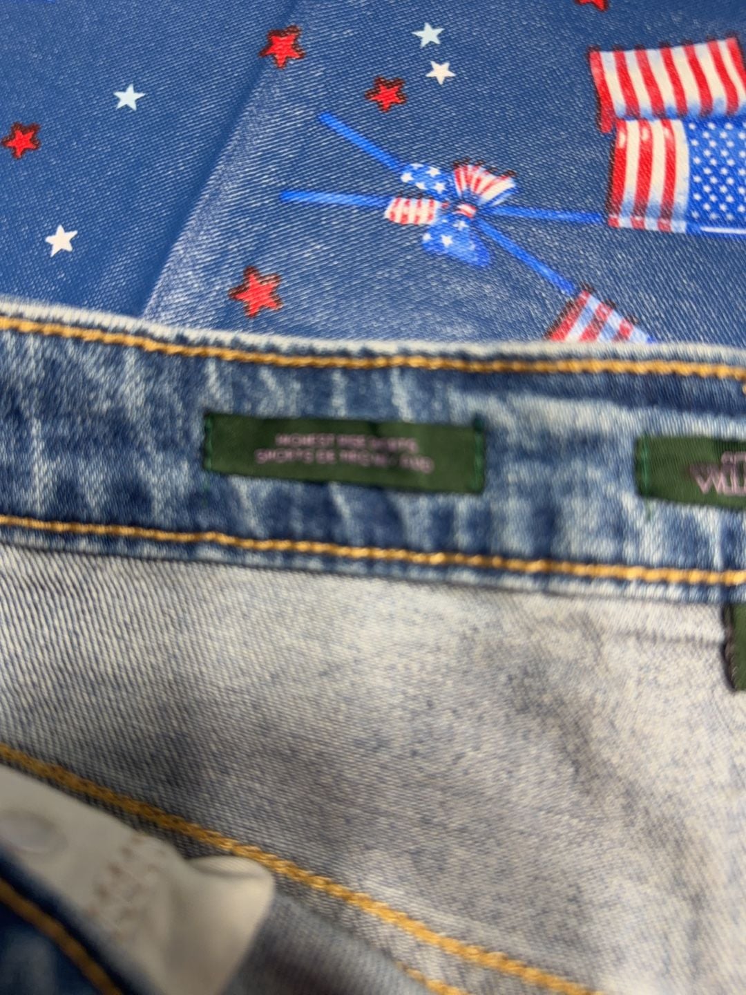 Hollister Ultra High Rise Mom Shorts 3