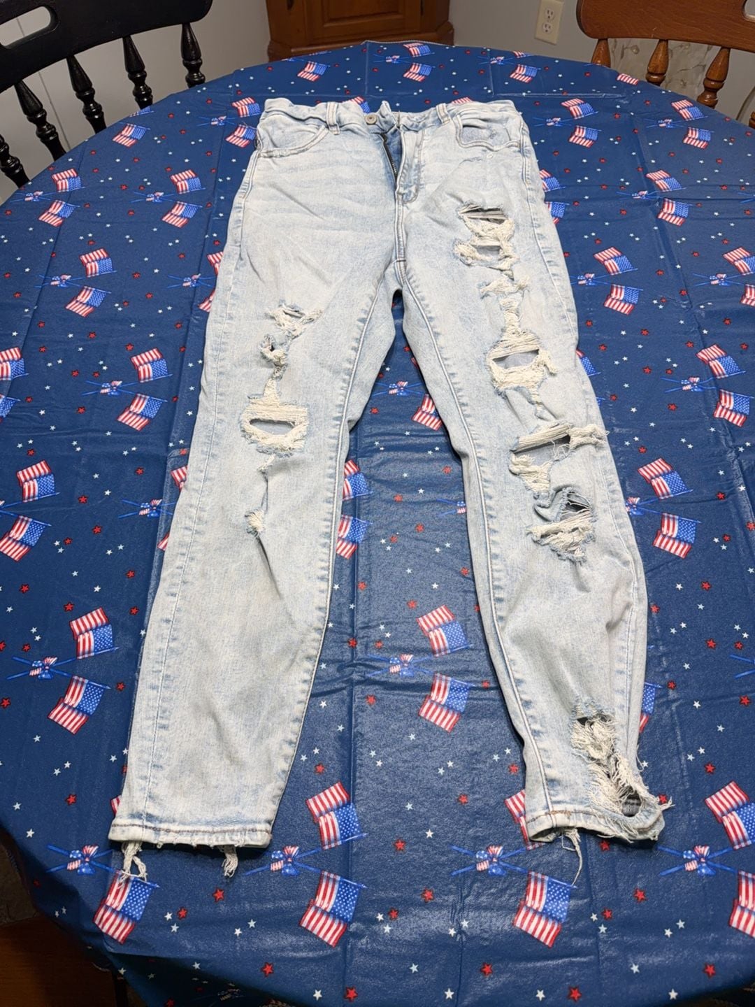 American Eagle Outfitters 2