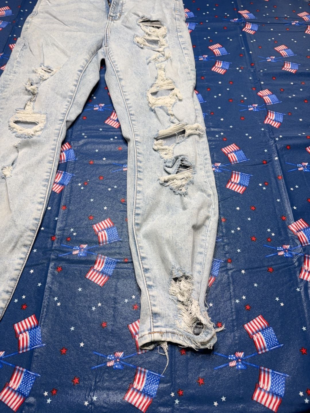American Eagle Outfitters 5