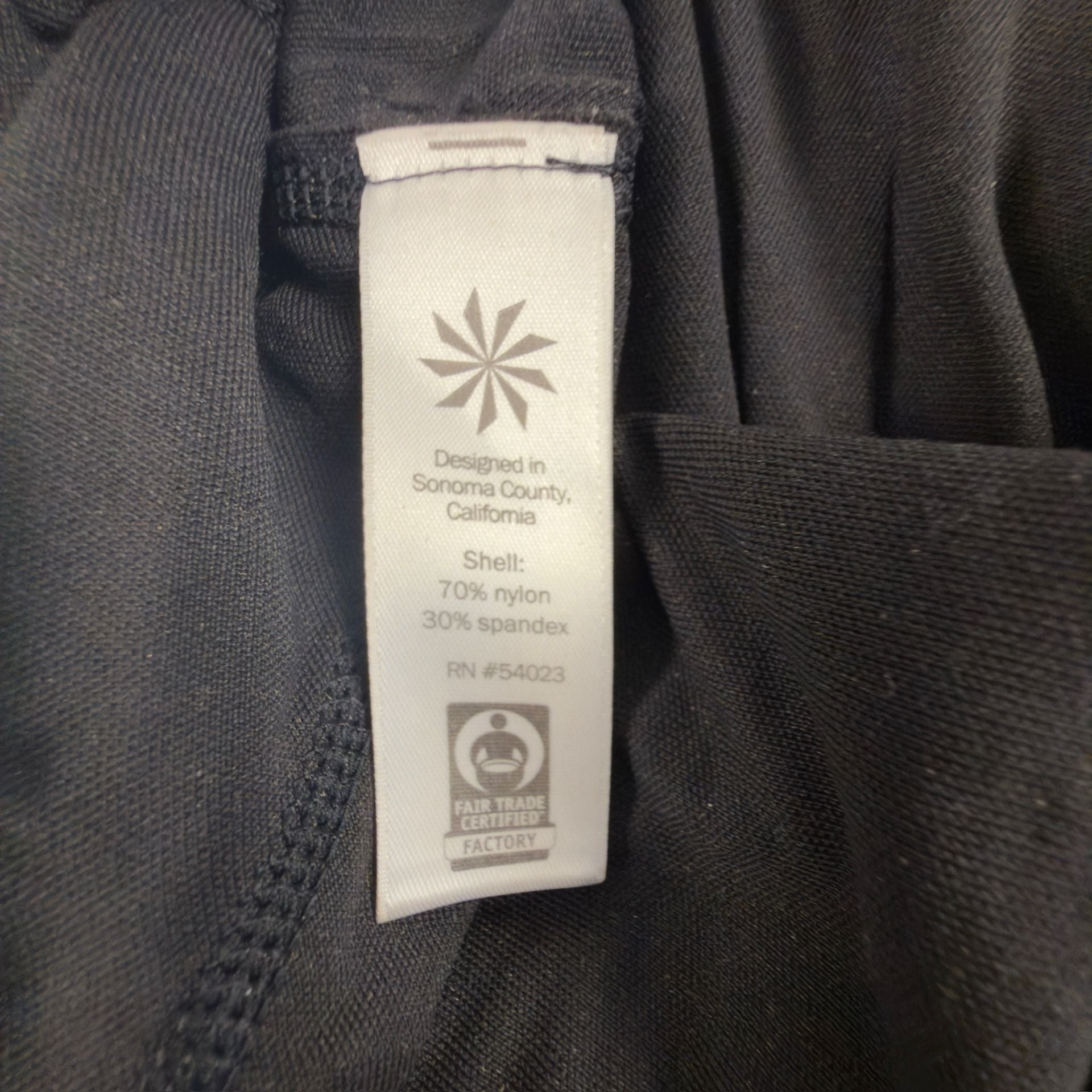 Lululemon Women's Essential Rhythm Pant Black Size 2 Breathable Stretch 5