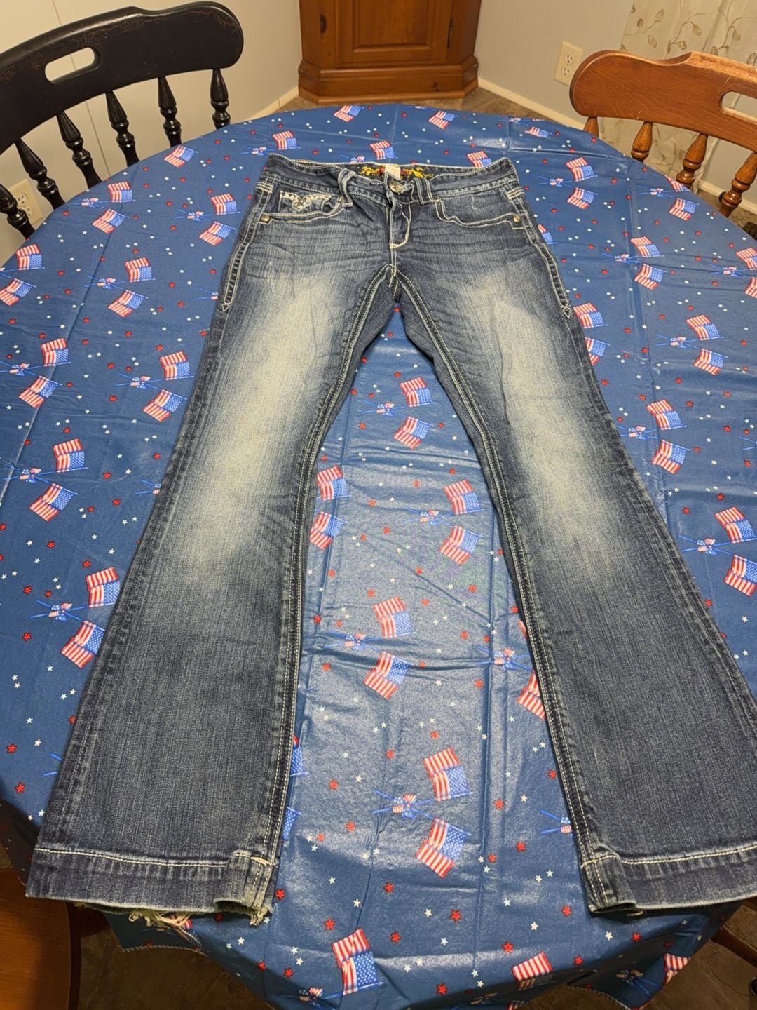 Women's Embroidered Pocket Bootcut Jeans Size 2