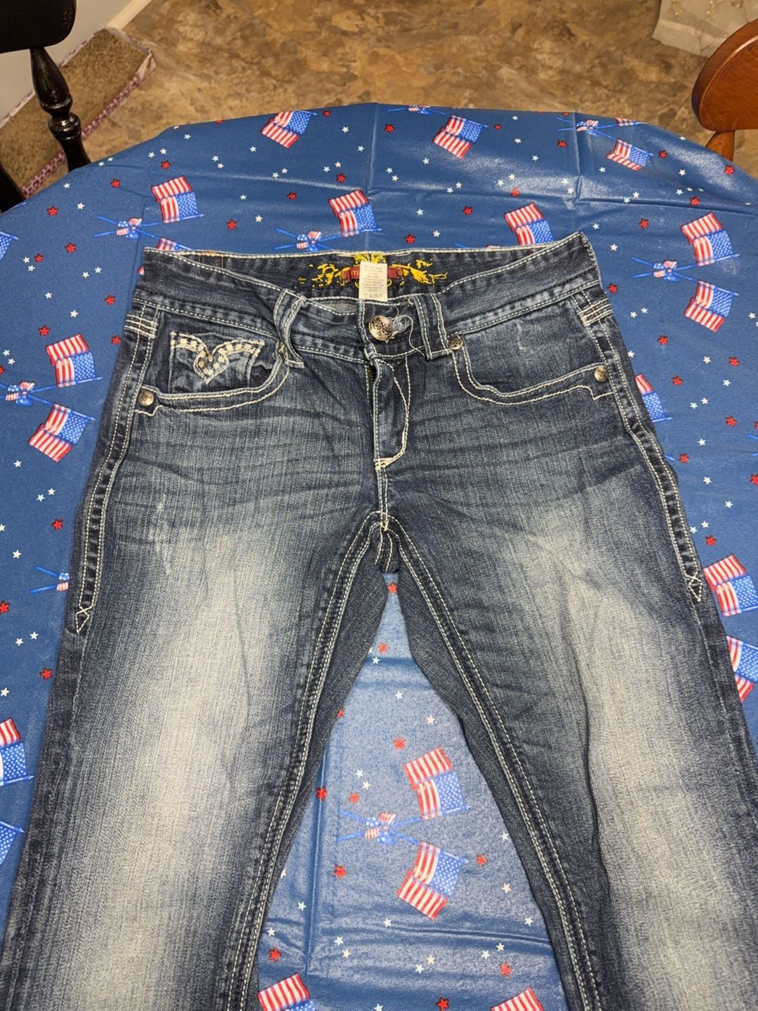 Women's Embroidered Pocket Bootcut Jeans Size 4
