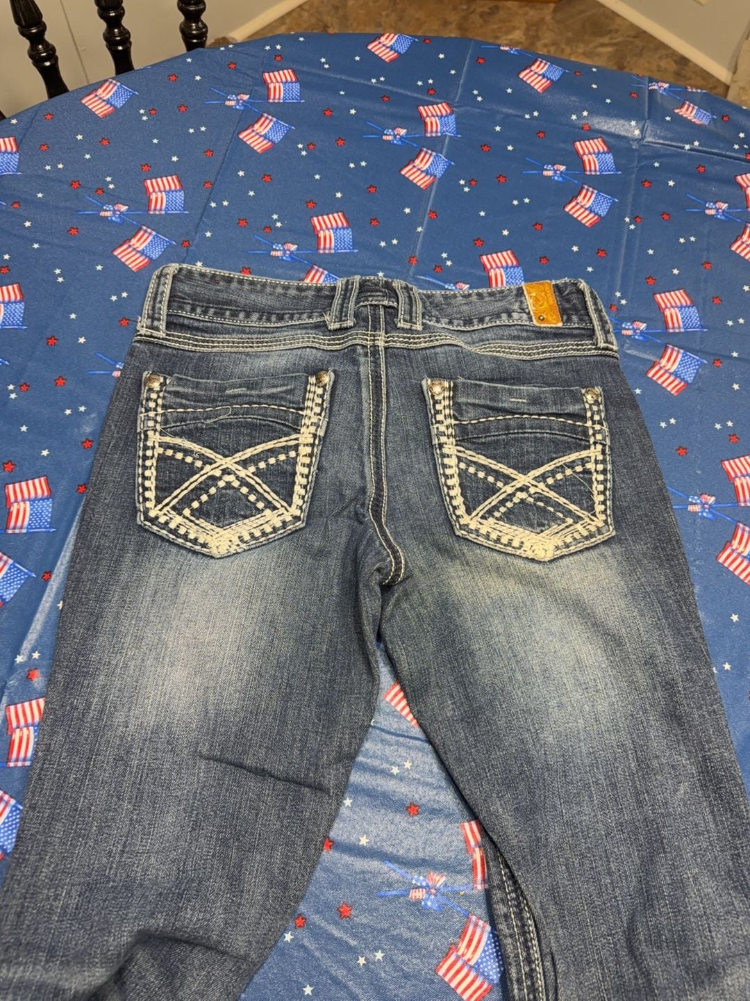 Women's Embroidered Pocket Bootcut Jeans Size 6