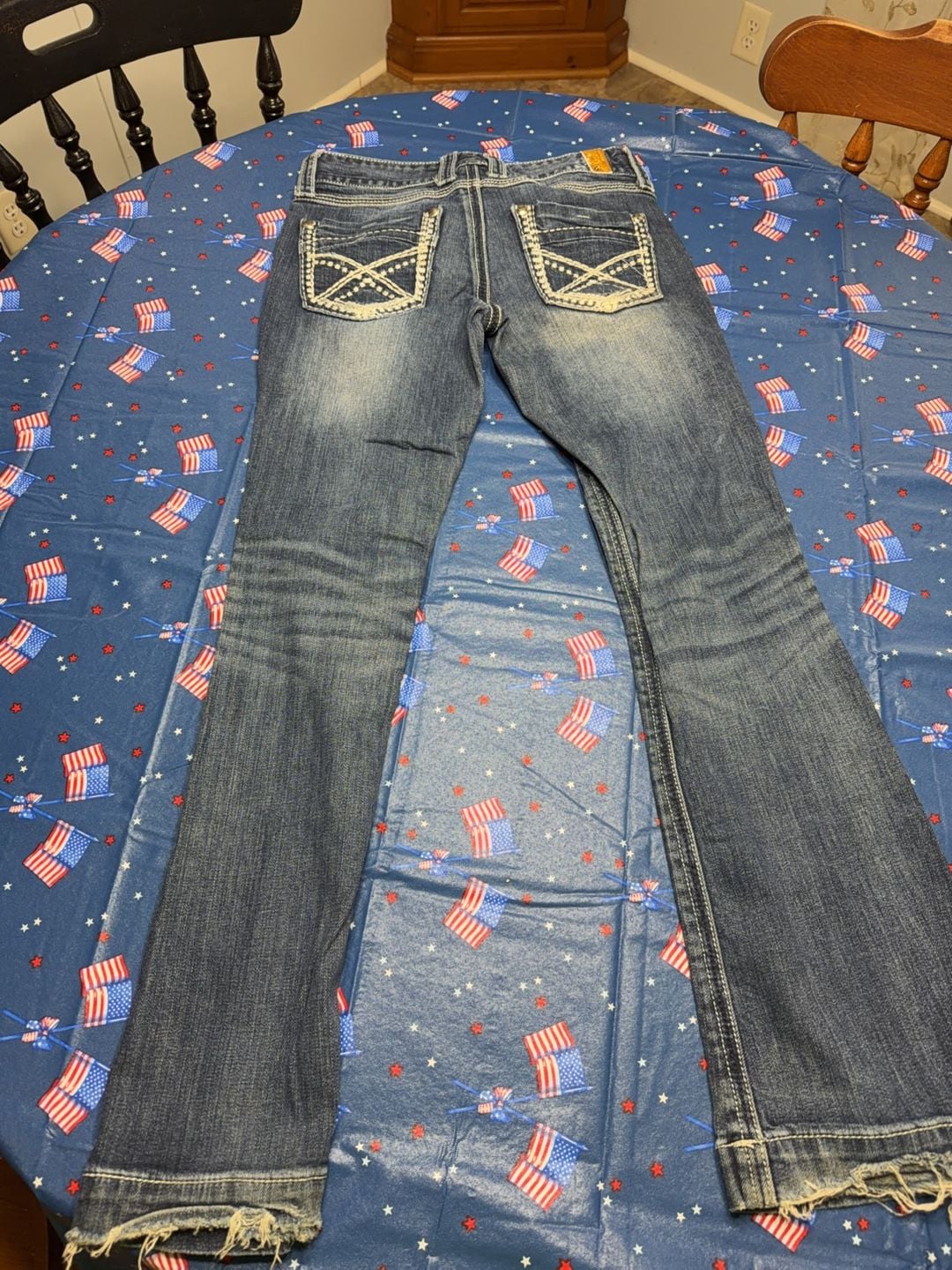 Women's Embroidered Pocket Bootcut Jeans Size 8