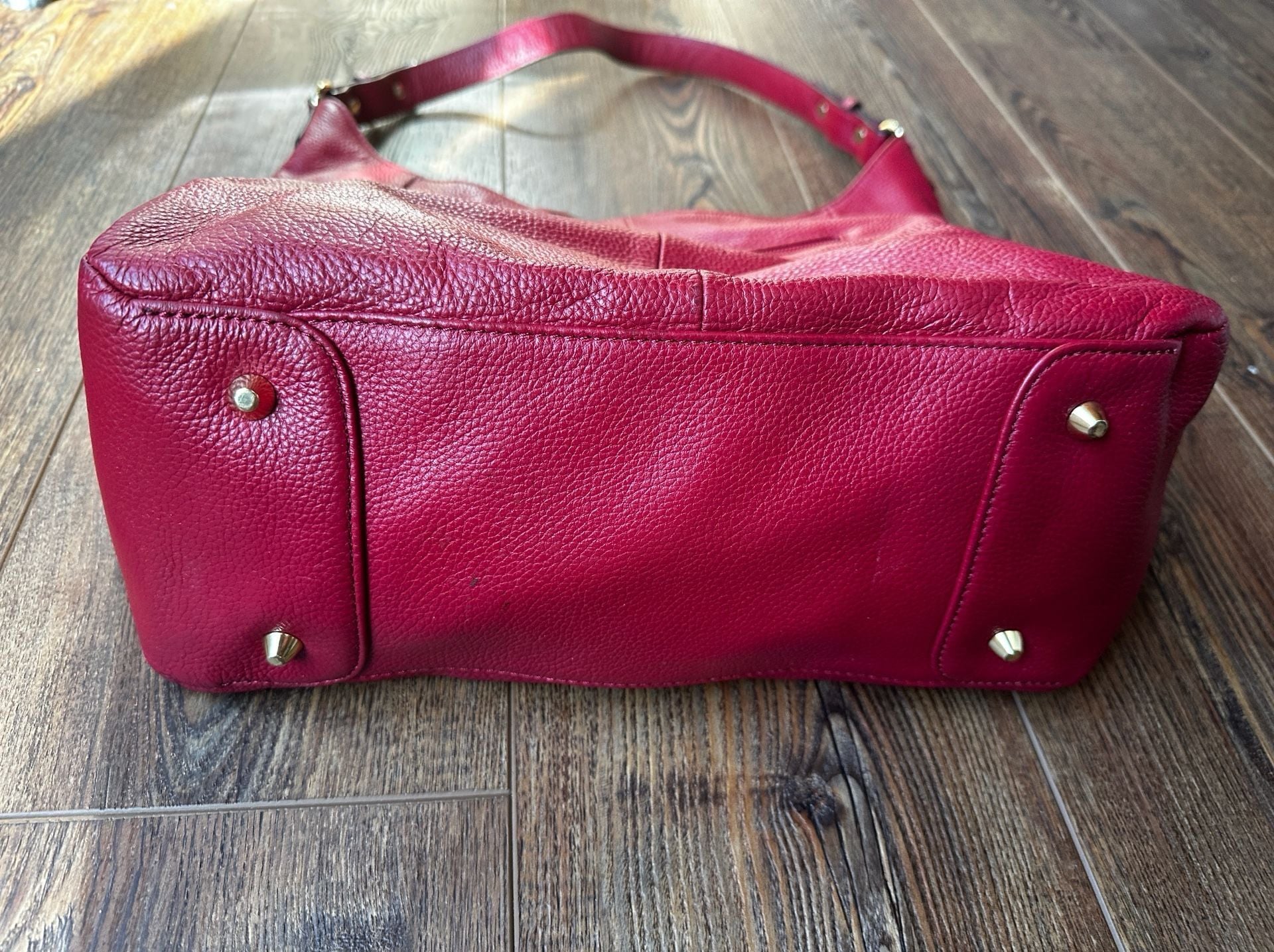 Ora Delphine Red Pebbled Leather Hobo Shoulder Bag 4