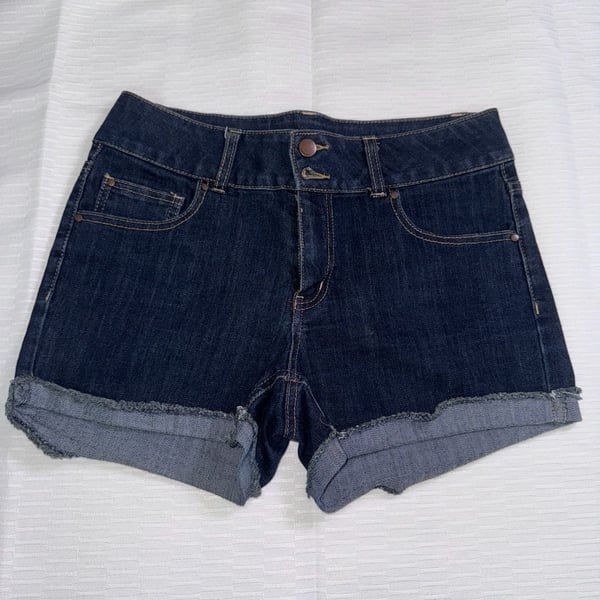Refuge Dark Wash Denim Cuffed Shorts Size 8