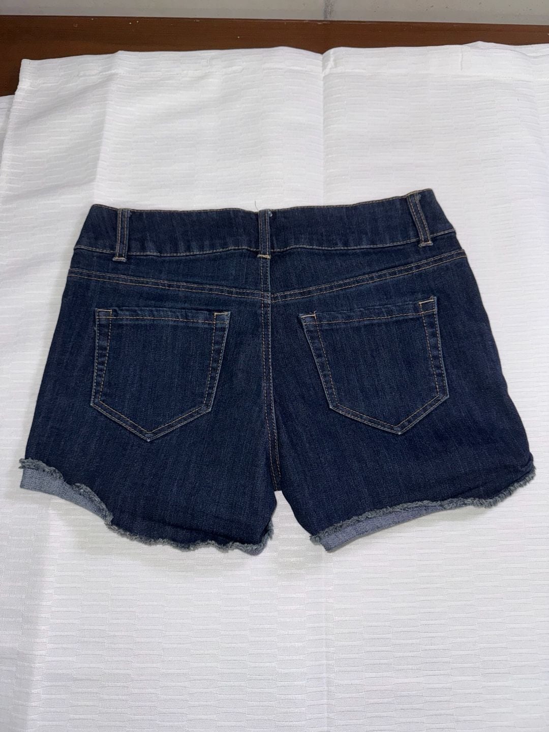 Refuge Dark Wash Denim Cuffed Shorts Size 8 3