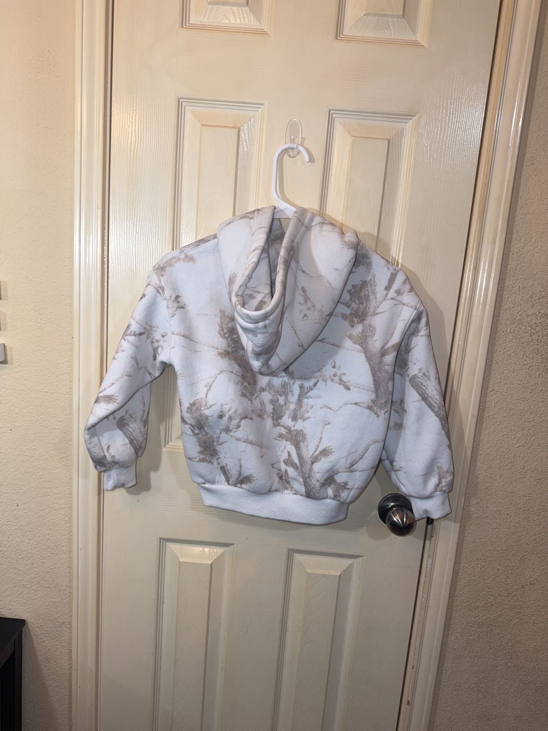 Comfrt Collection Tree Camo Hoodie Size XS 6