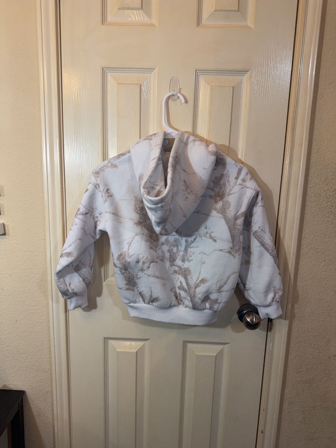 Comfrt Collection Tree Camo Hoodie Size XS 7