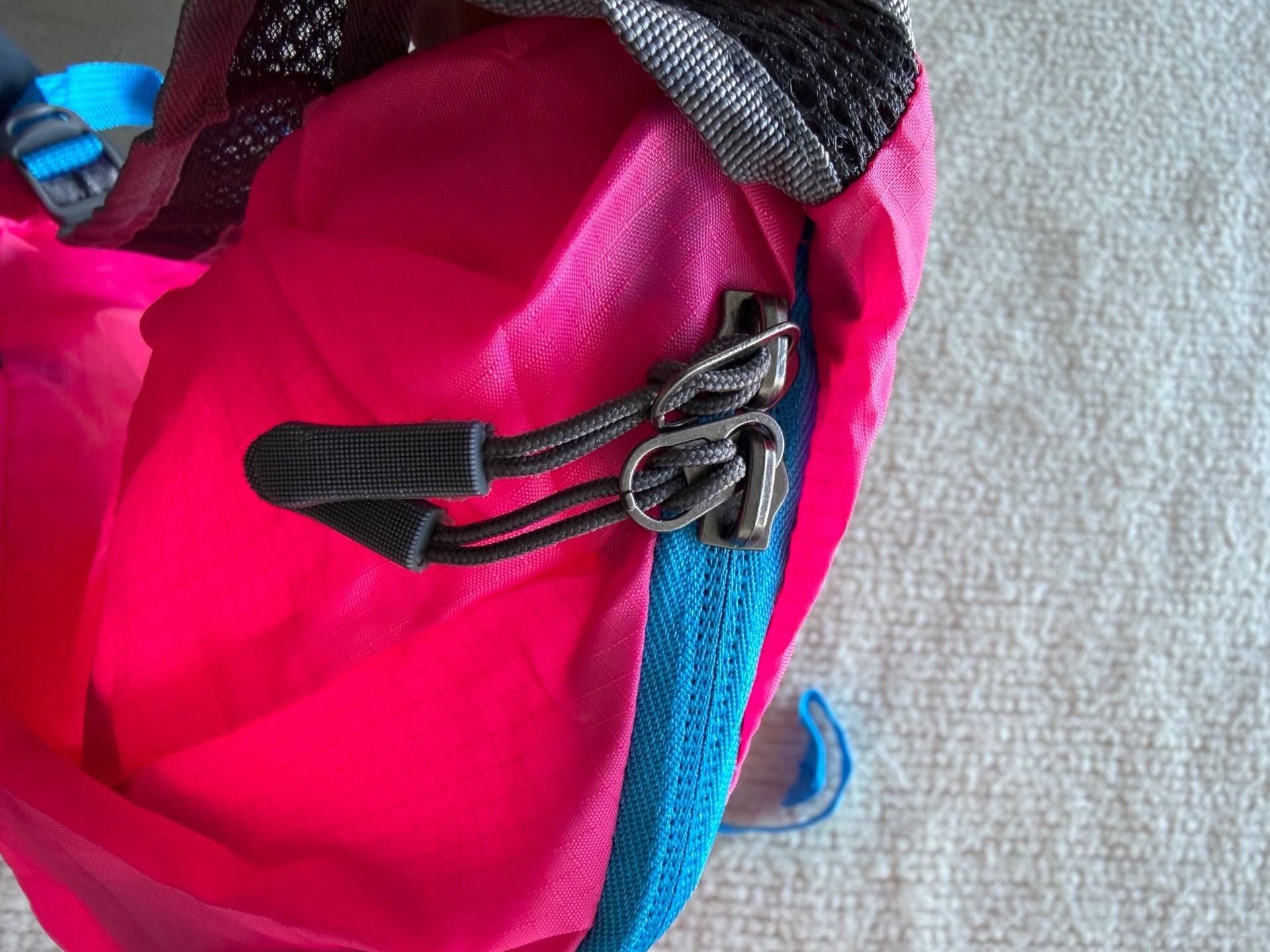 SUIKIHUM 20L Lightweight Foldable Hiking Daypack Rose Red 5