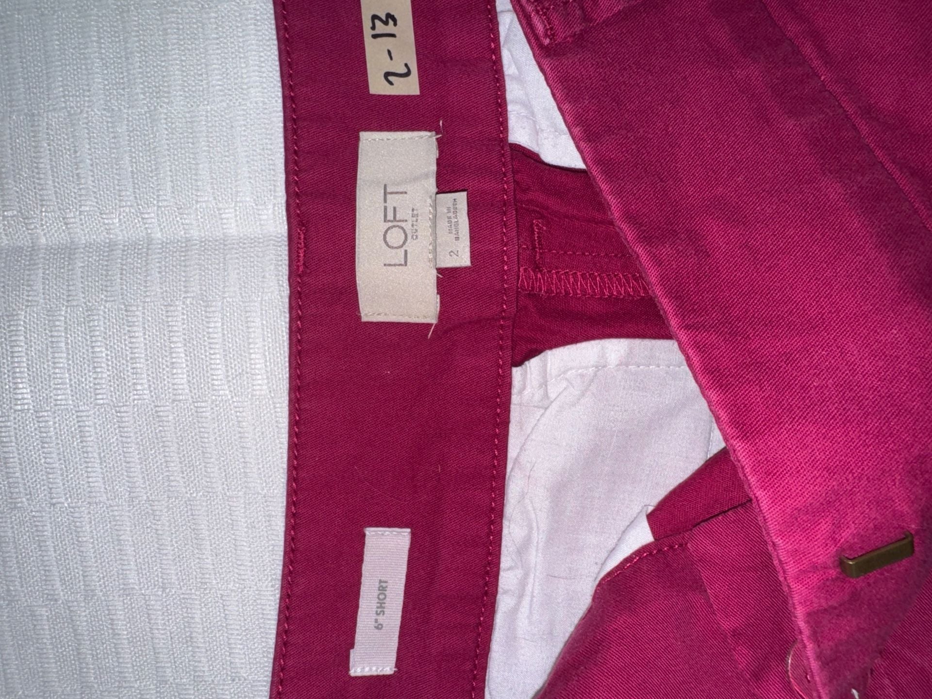 LOFT Outlet Women's 6 Inch Short Pink Size 2 4