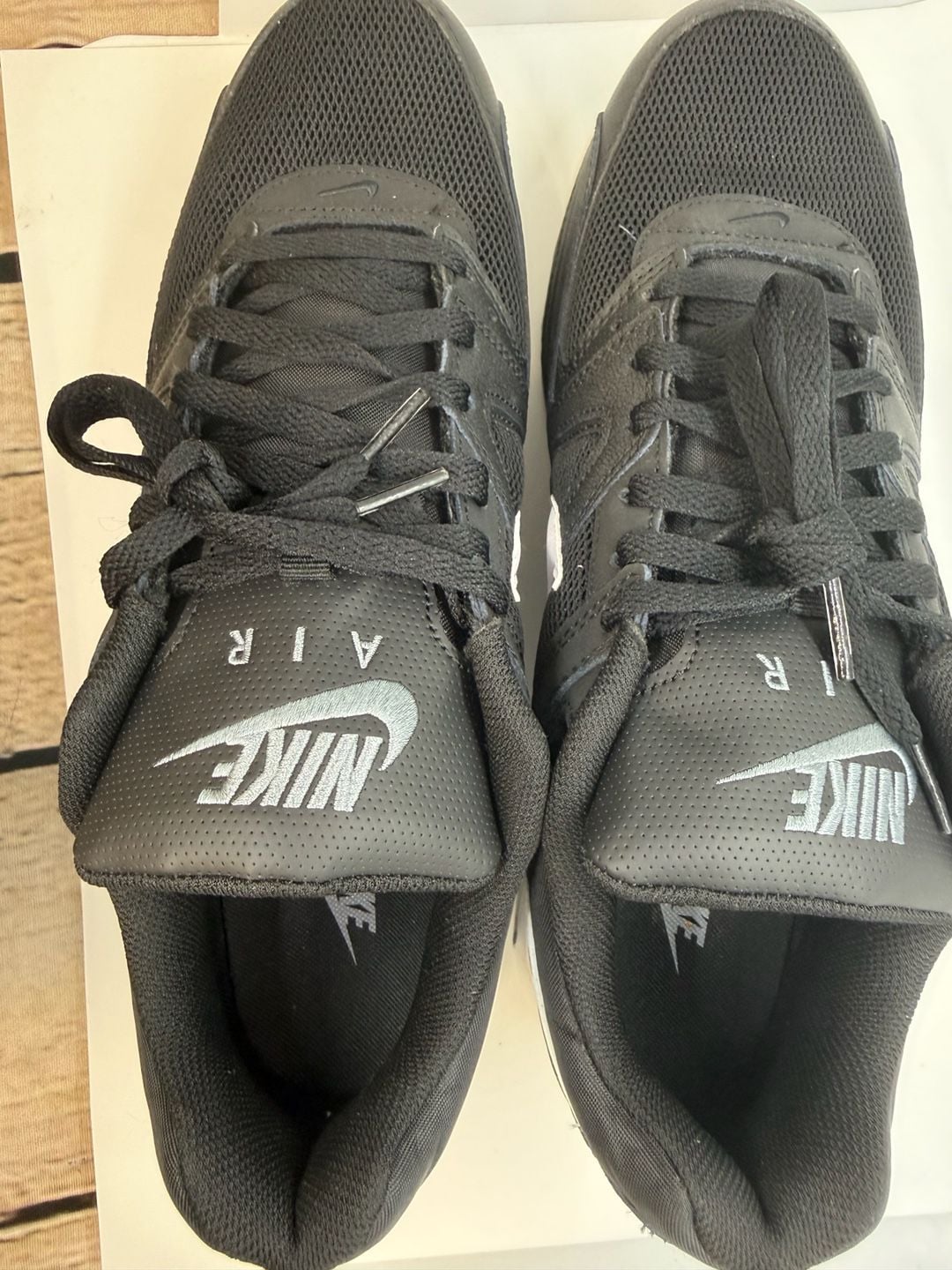 Nike Air Max Command Mens Size 13 Sneakers Black/White 6