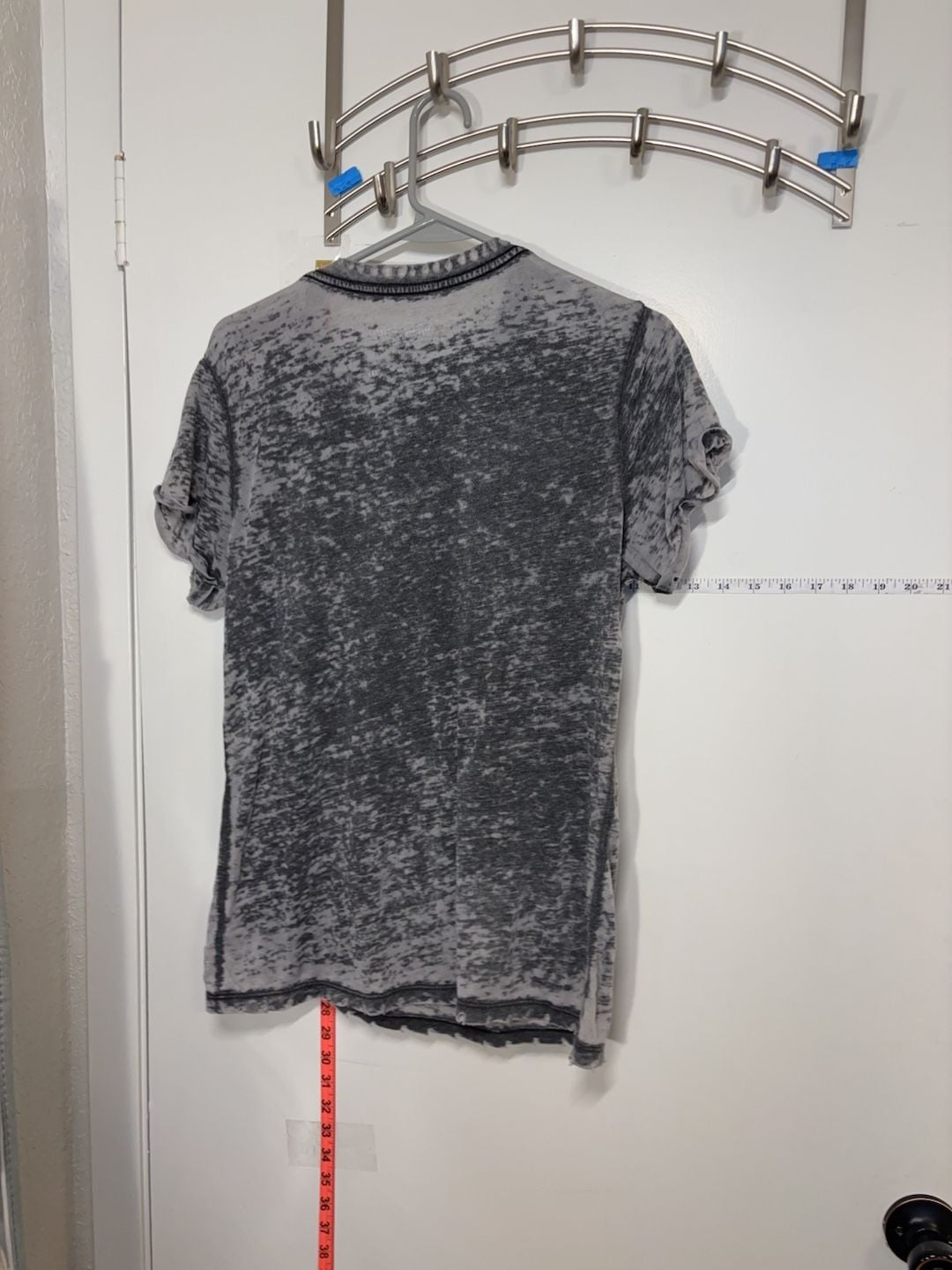 P1: Recycled Karma Def Leppard Love Bites Distressed Graphic Shirt S 3