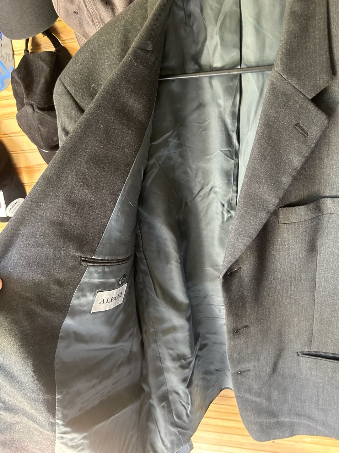Dolce & Gabbana Black Virgin Wool Suit Size 52 IT, 9