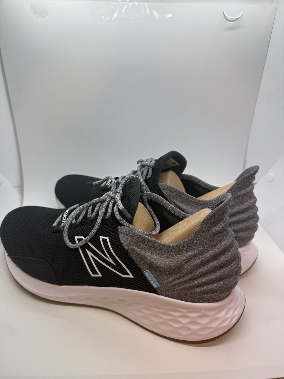 New Balance Fresh Foam Roav Men's Size 12 2E Wide Running Shoes 4