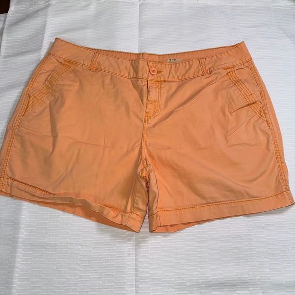 Maurices Women's Orange Cotton Blend Shorts Size 20