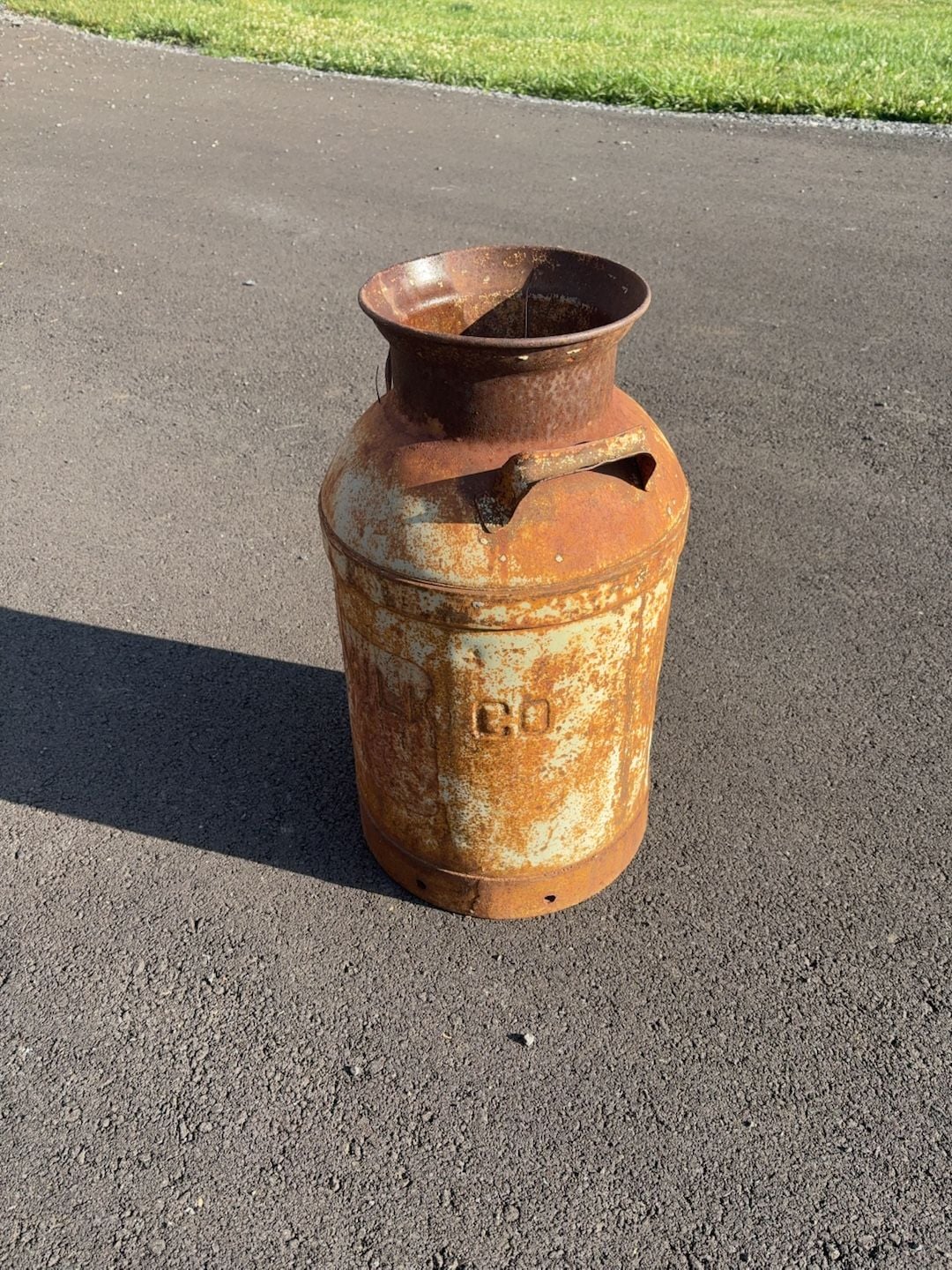 Vintage Buhl 40 Quart Metal PET MILK Can 3