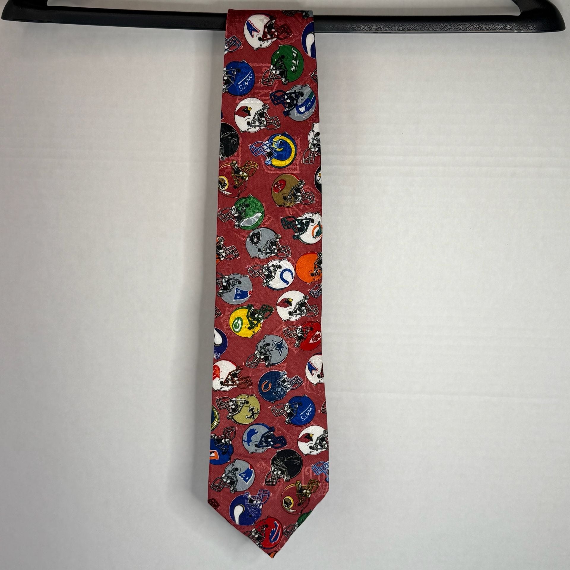 Team NFL Football Helmet Pattern Necktie Red 3