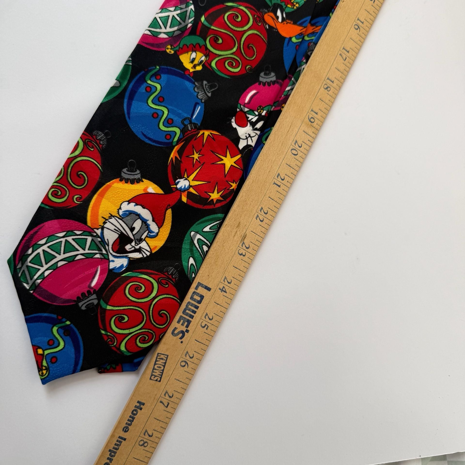 Vintage 1995 Looney Tunes Mania Christmas Ornament Necktie 7