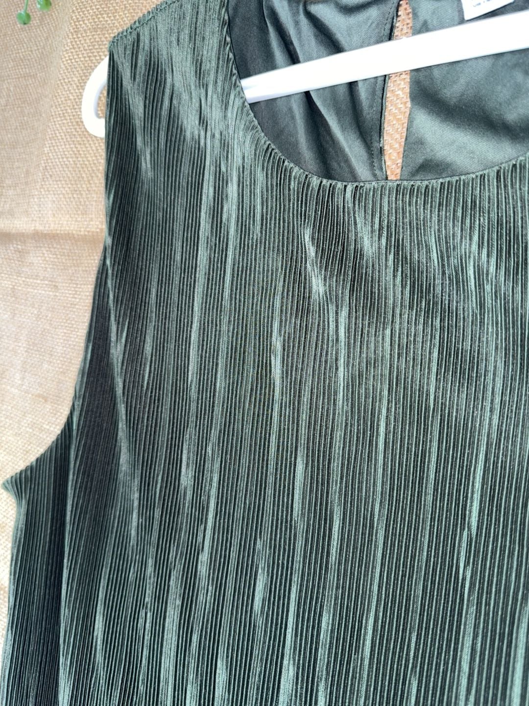 J.Crew Women's Pleated Sleeveless Shell Top Dark Green Size XL 8