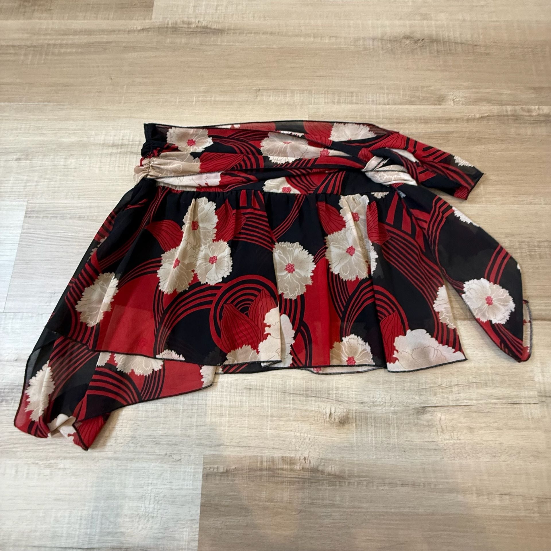 Y2K Floral Asymmetrical Ruffle Mini Skirt Size Large 2