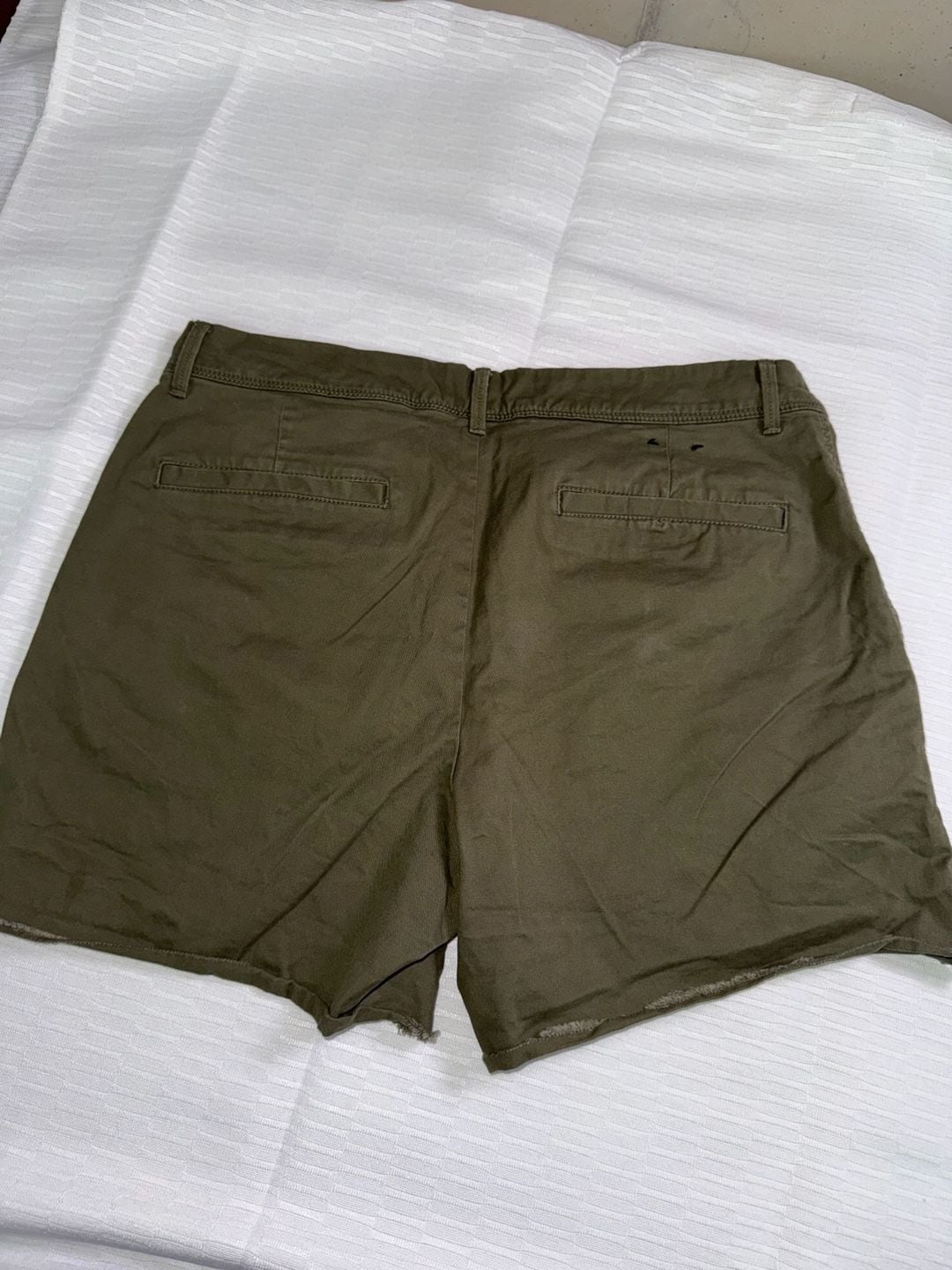 Banana Republic Olive Green Raw Hem Chino Shorts Size 8 3