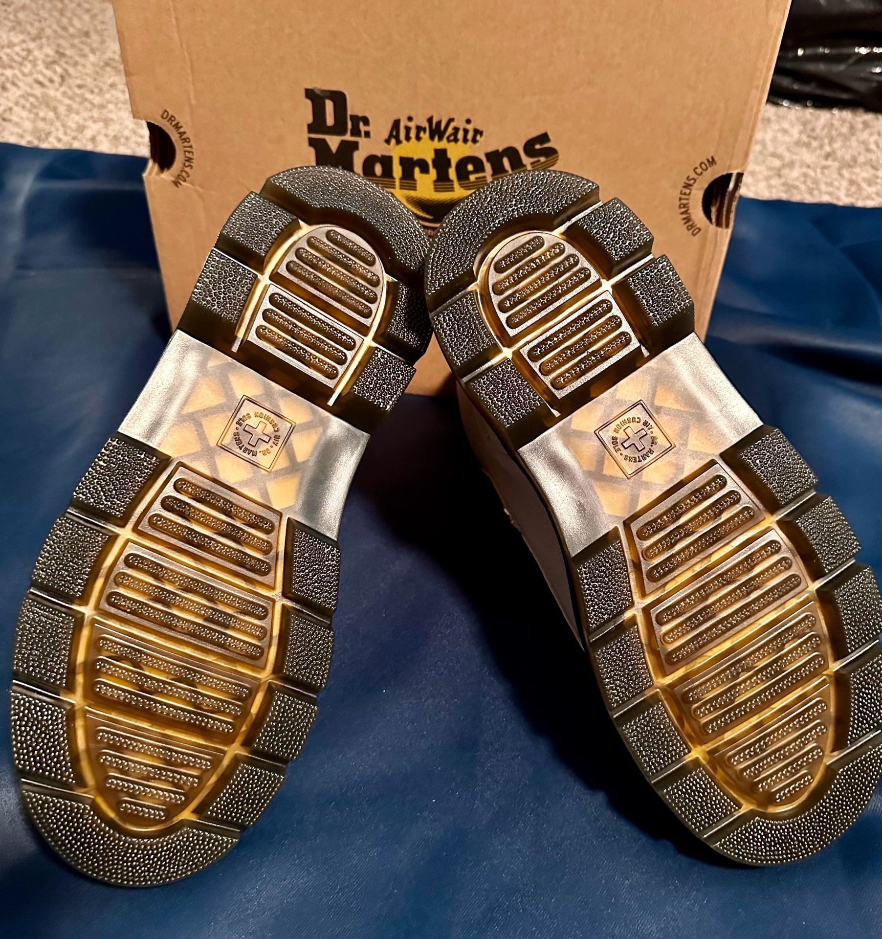 Dr. Martens COMBS W STONE color material canvas like extra tough 9