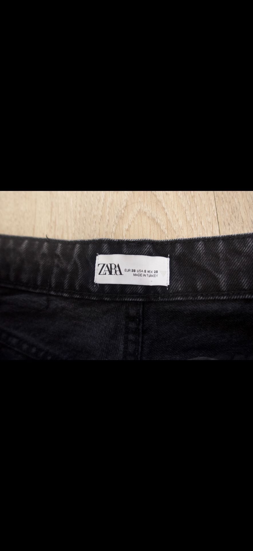 Zara High-Rise Distressed Raw Hem Jeans Black Size USA 6 5