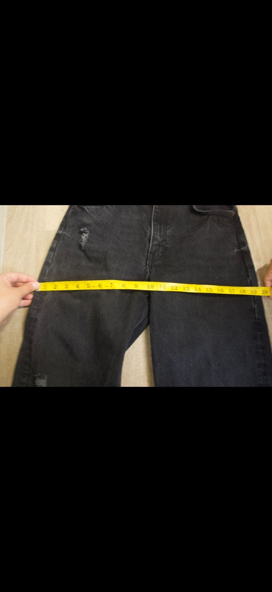 Zara High-Rise Distressed Raw Hem Jeans Black Size USA 6 7