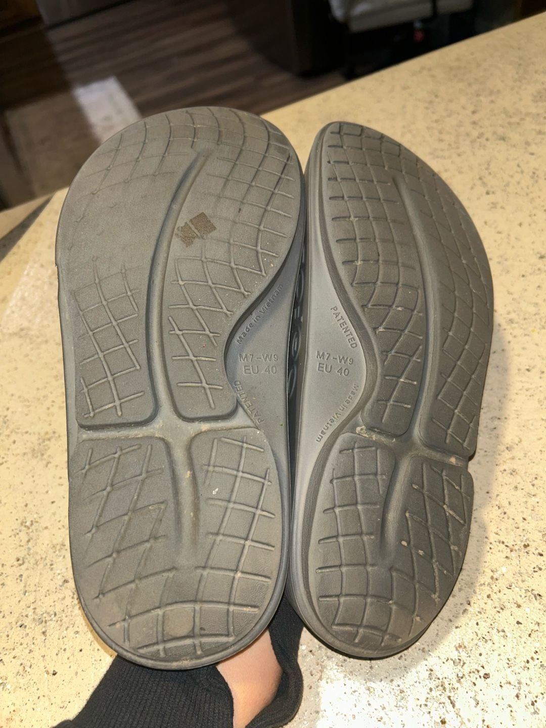 OOFOS OOahh Sport Flex Adjustable Recovery Slides Slate 6