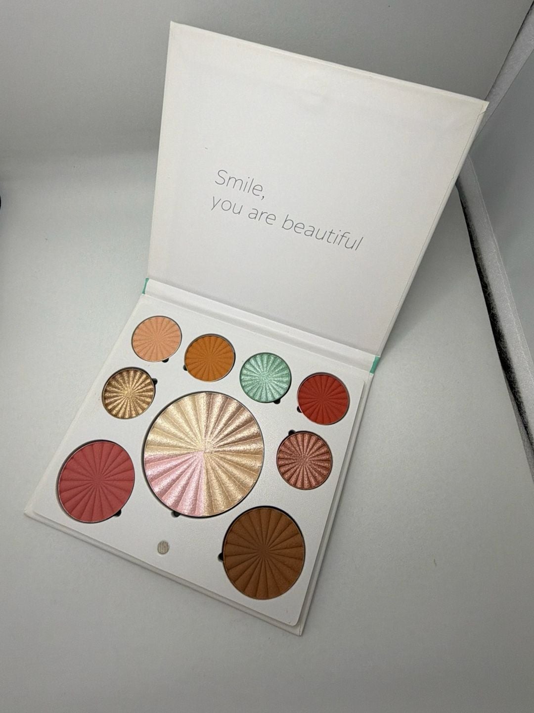 Ofra Cosmetics Good To Go Mini Mix Palette 3