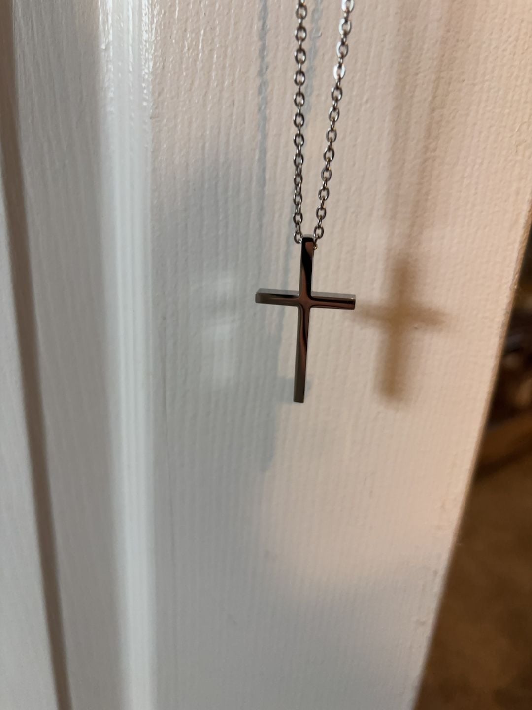 Minimalist Silver Tone Cross Pendant Necklace 8