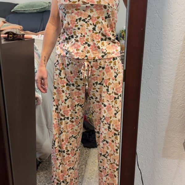E2: Victoria's Secret Floral Lace Trim Pajama Set Size S