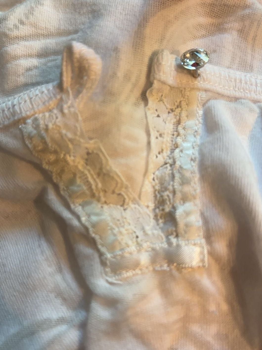 Charlotte Tarantola White Floral Burnout V-Neck T-Shirt Size L 6