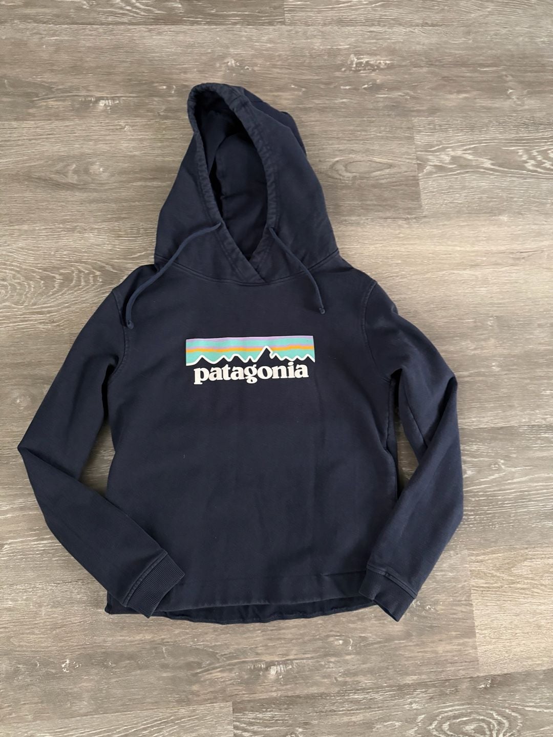 Patagonia Uprisal Hoodie Navy Blue with Patagonia Logo on the Front, Size XS 3