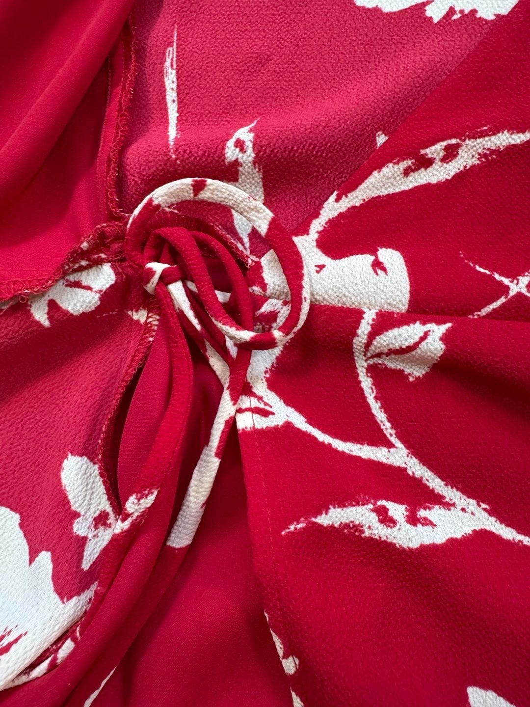 LUSH Red Floral Faux Wrap Midi Dress Long Sleeve Lined Women’s Size Small 6