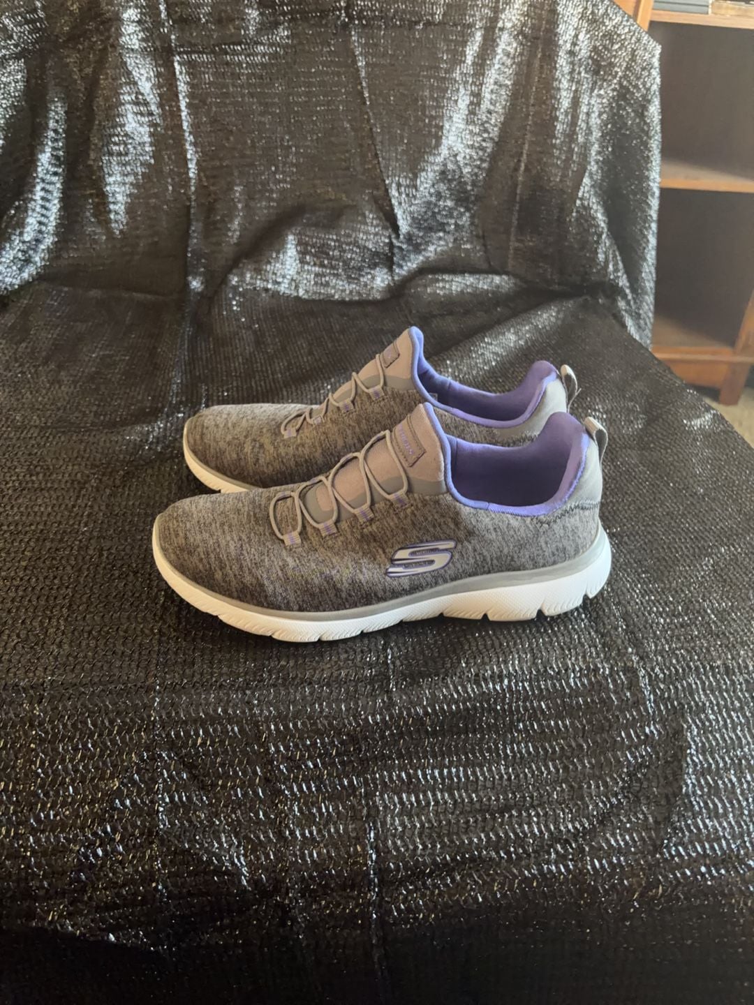 Skechers Memory Foam Slip-On Sneakers Gray Purple Women's Size 7 1