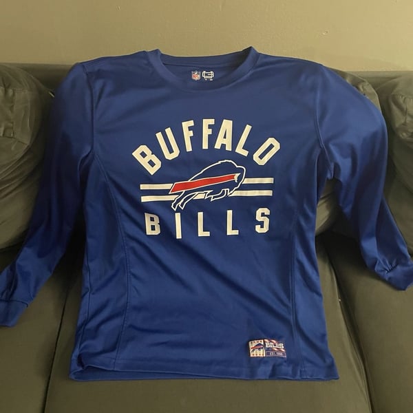 NFL Buffalo Bills Performance Long Sleeve Shirt Blue. Kids size 18/20