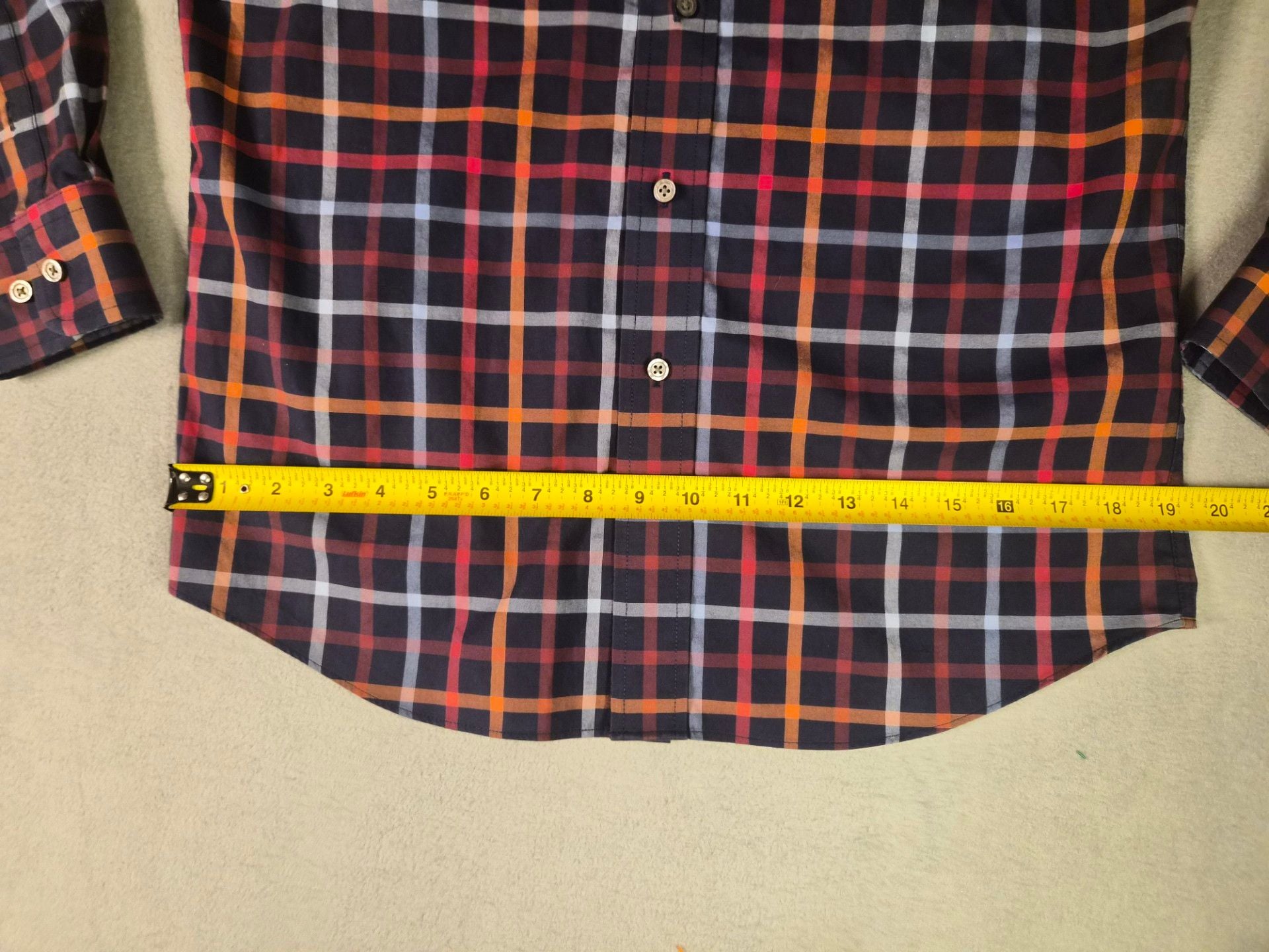 Jos. A. Bank Traveler Tailored Fit Plaid Button Down Shirt Size S 10