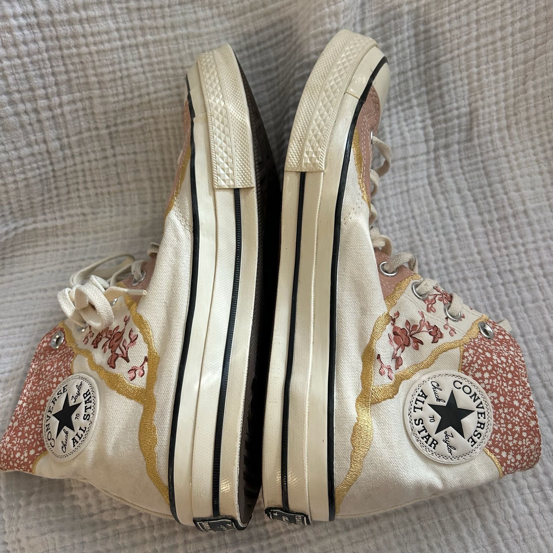 Converse Chuck 70 Egret Golden Florals Multi size 9 men’s 4