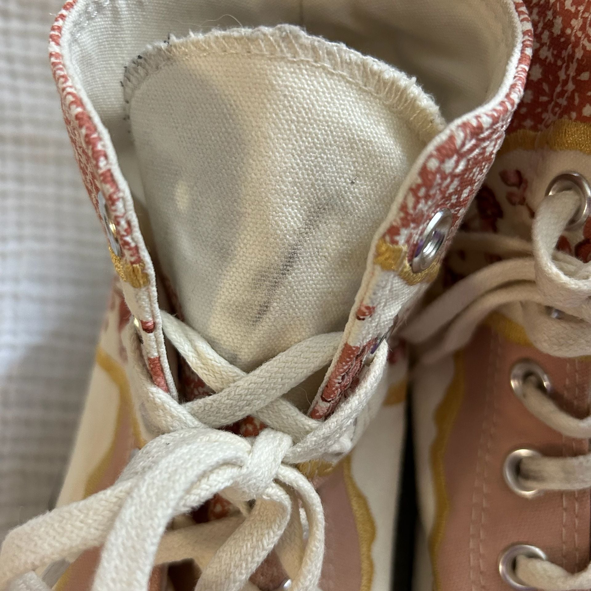 Converse Chuck 70 Egret Golden Florals Multi size 9 men’s 7