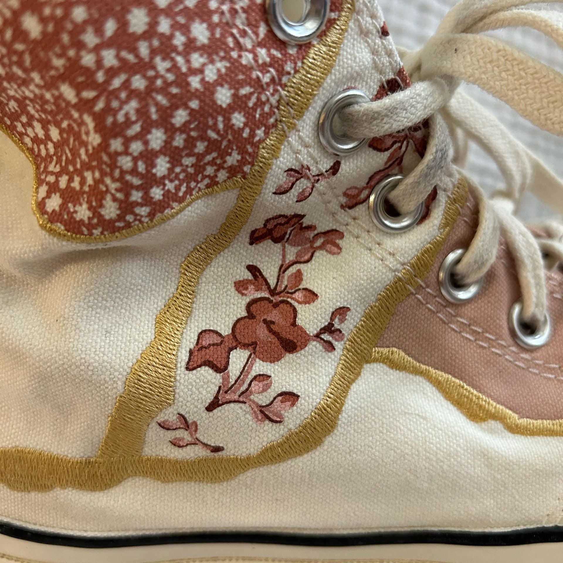 Converse Chuck 70 Egret Golden Florals Multi size 9 men’s 9