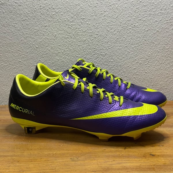 Nike Mercurial Vapor IX ACC Soccer Cleats Purple/Volt Size US 10.5 EUR 44.5