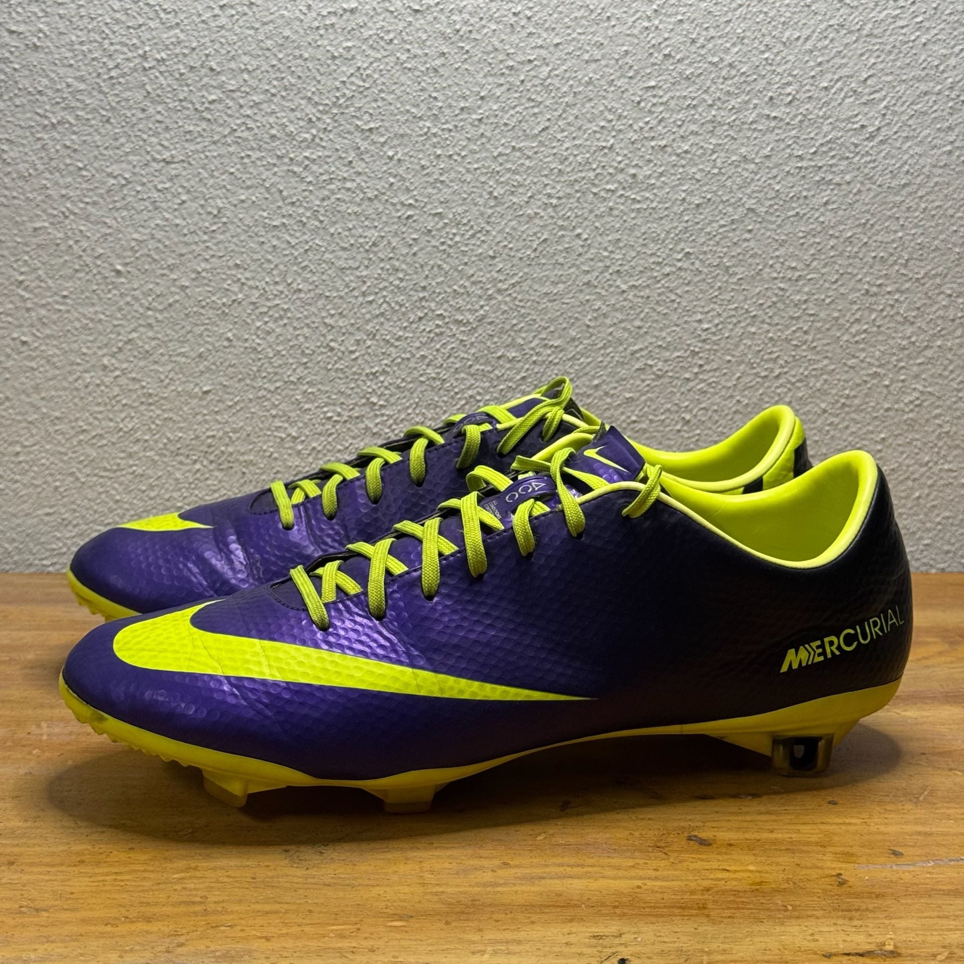 Nike Mercurial Vapor IX ACC Soccer Cleats Purple/Volt Size US 10.5 EUR 44.5 3